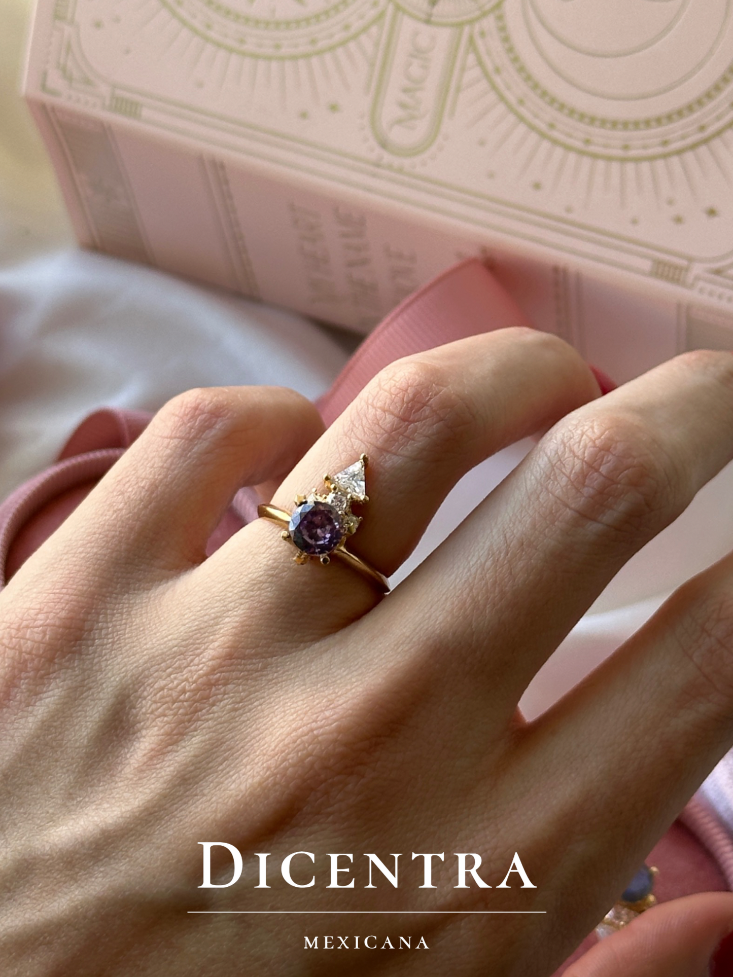 Anillo Kamra