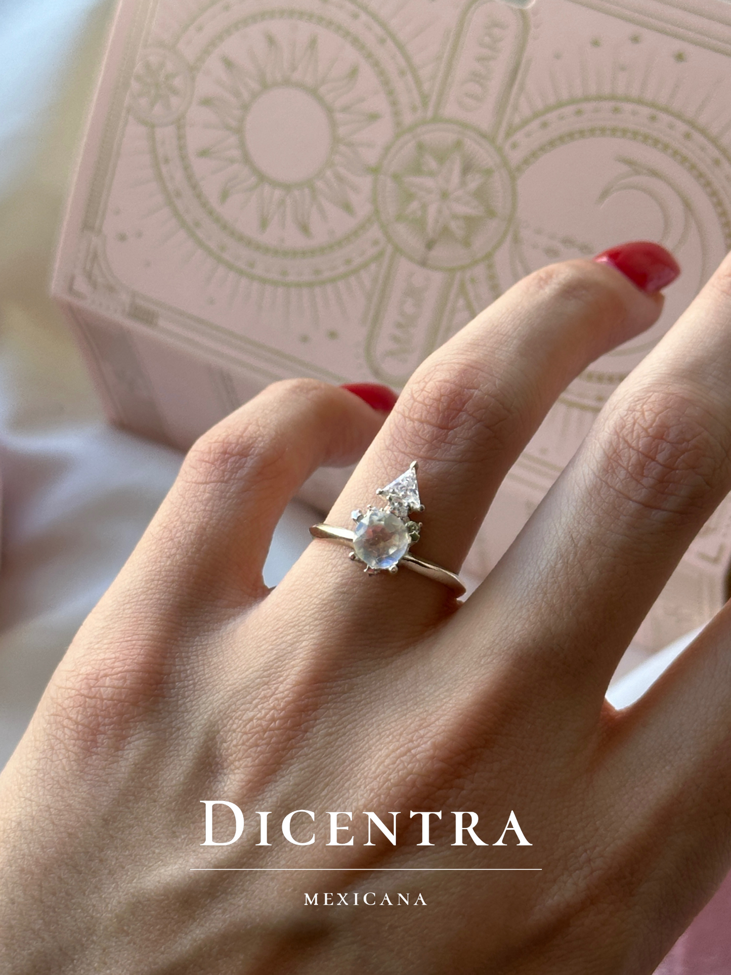 Anillo Kamra Piedra Luna
