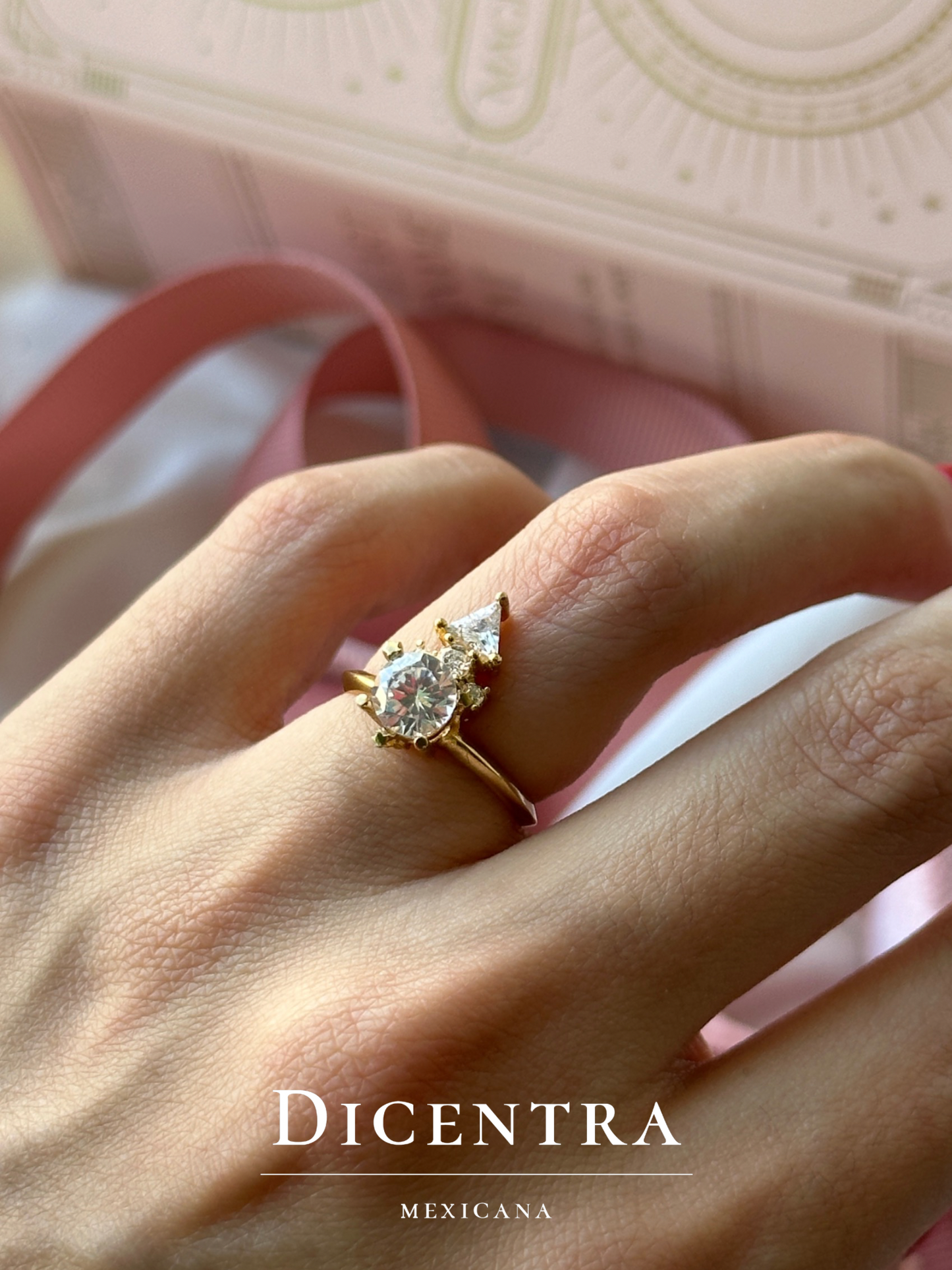 Anillo Kamra