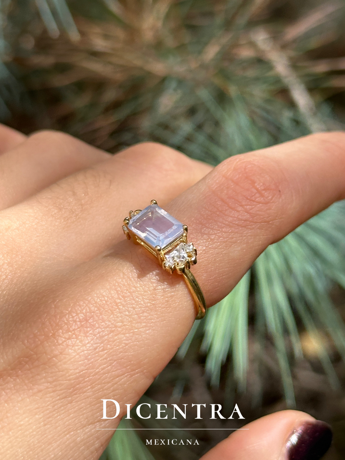 Anillo Lara Cuarzo lavanda
