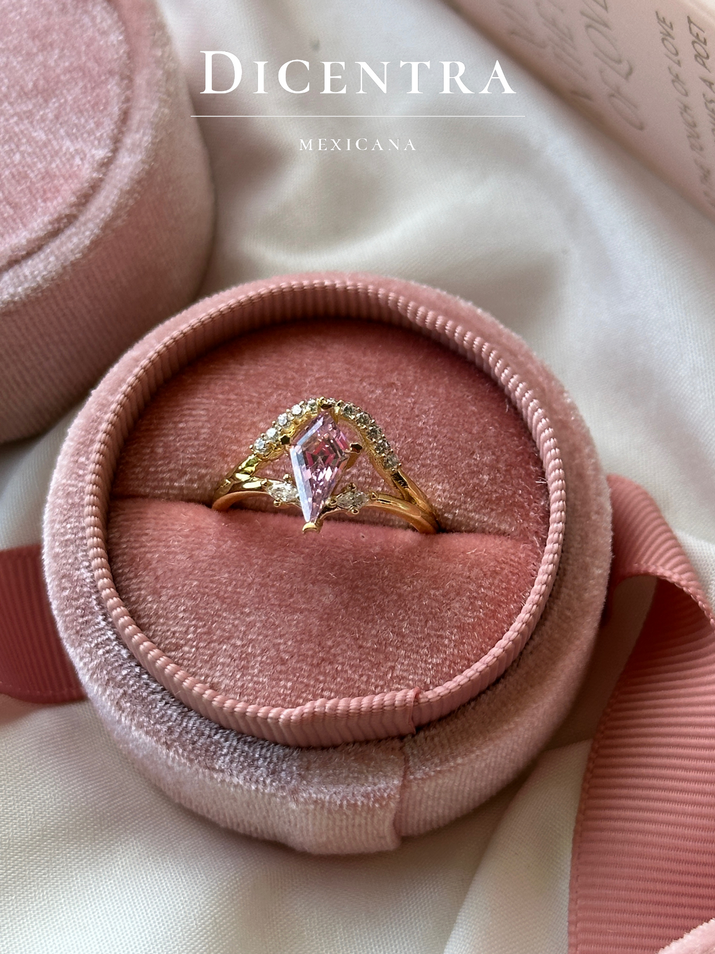 Anillo Elmira