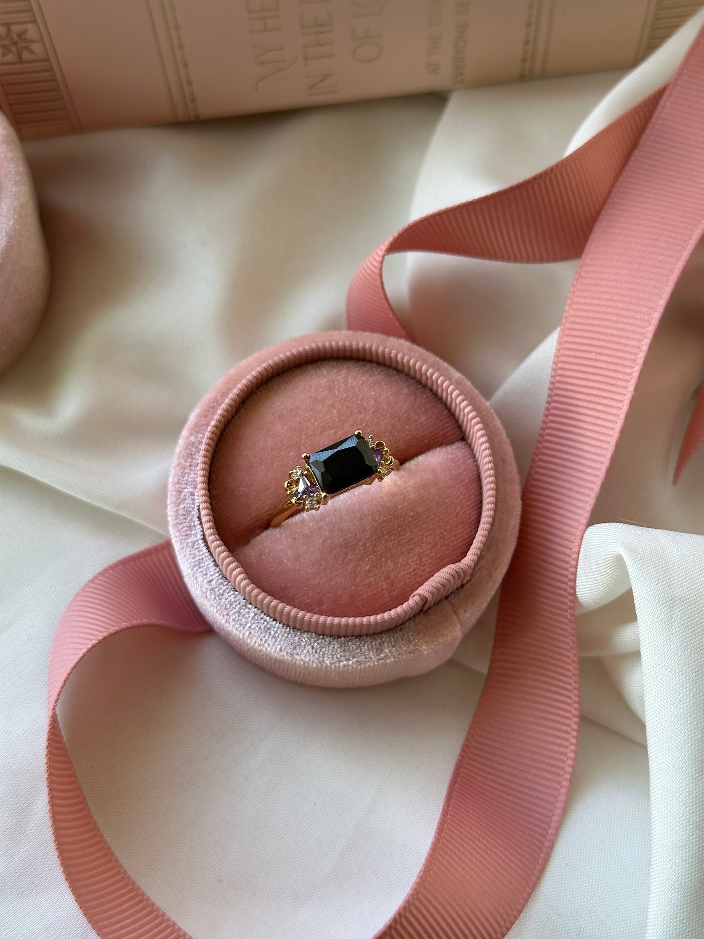 Anillo Lara