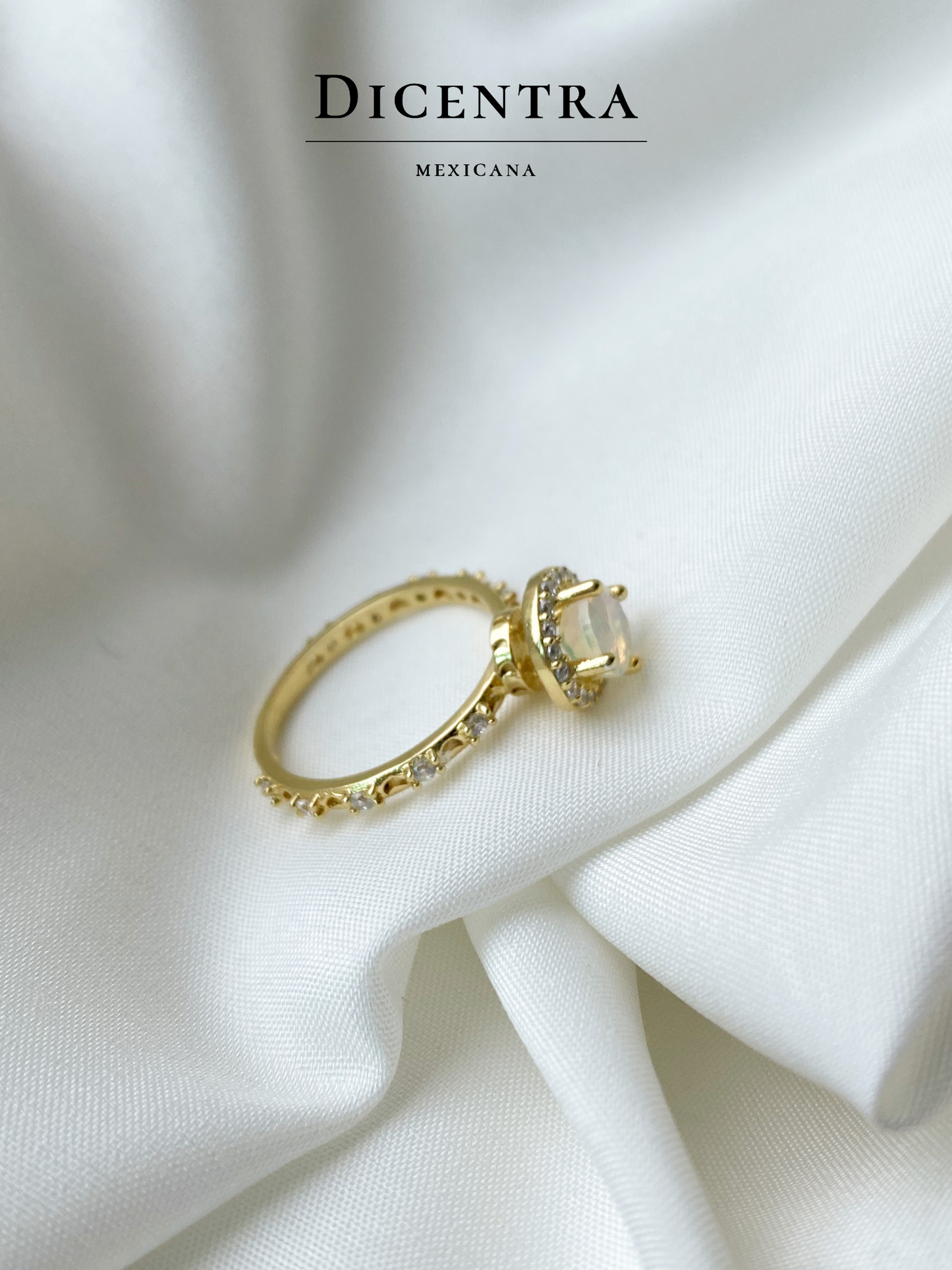 Anillo Fátima Ópalo