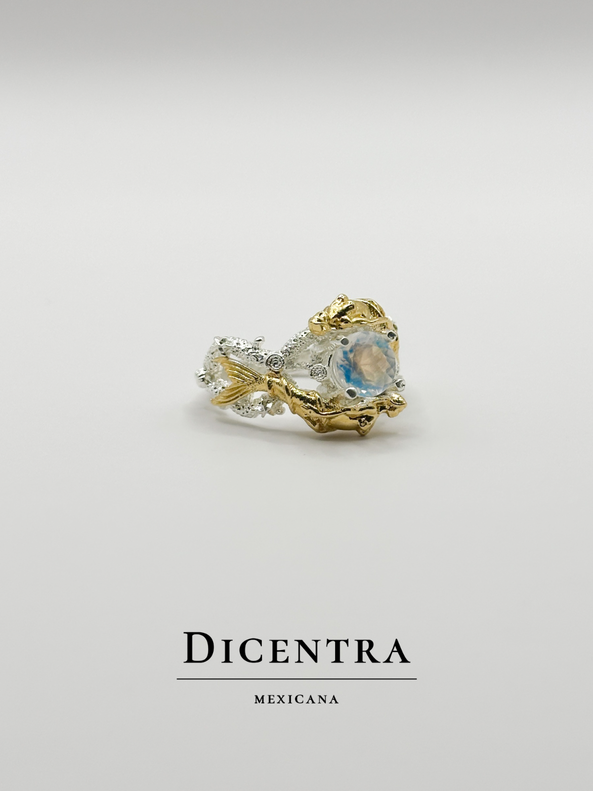 Anillo Sirena Piedra Luna