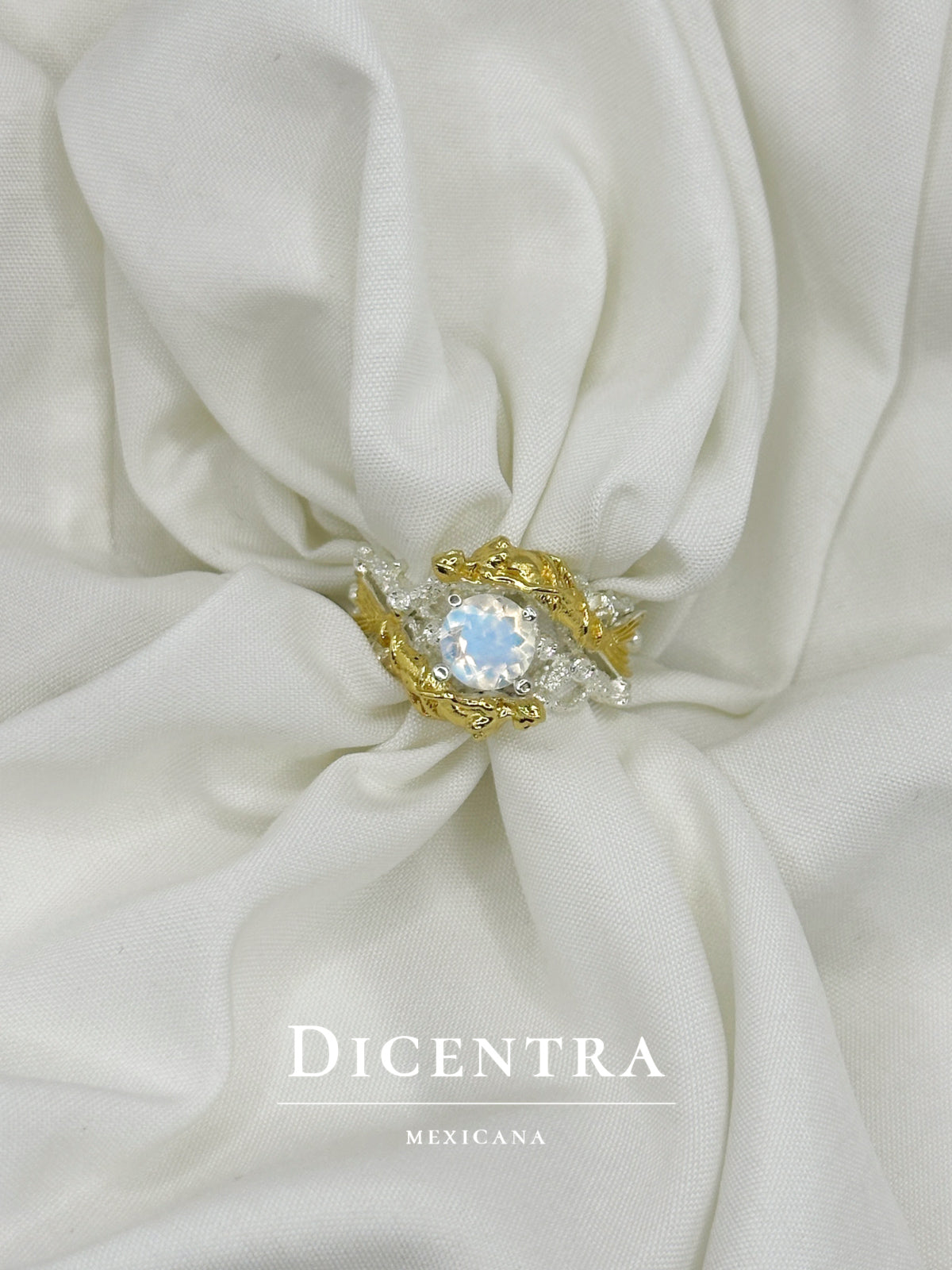 Anillo Sirena Piedra Luna