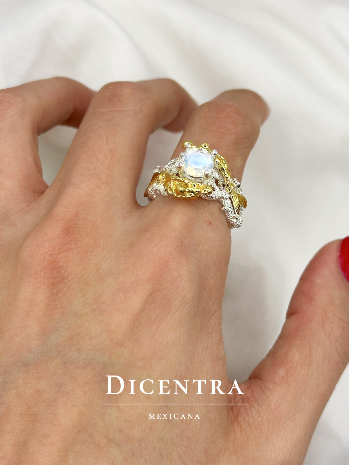 Anillo Sirena Piedra Luna